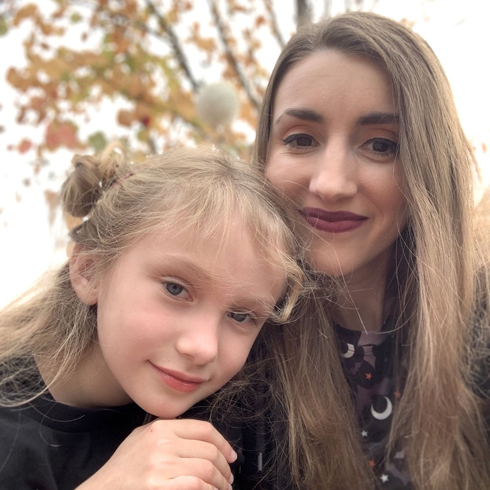 Meet your Posher, Kayla